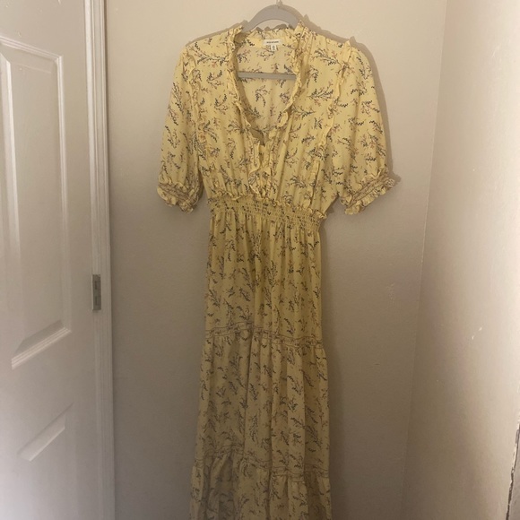 Max Studio Dresses & Skirts - Max Studio Ruffle Collar Print Tiered Maxi Dress Xlarge